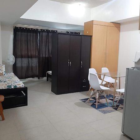 Posh Beds With City View And Pools Mandaluyong Buitenkant foto